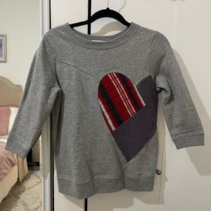 3/4 sleeve heart sweatshirt from the Canadian brand « Preloved »
